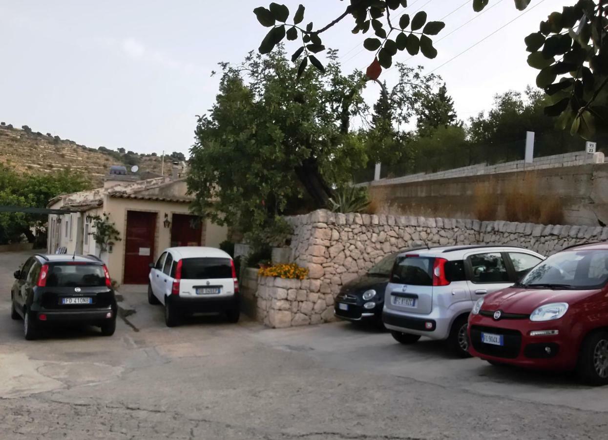 לינה וארוחת בוקר נוטו La Suma Sumalia מראה חיצוני תמונה
